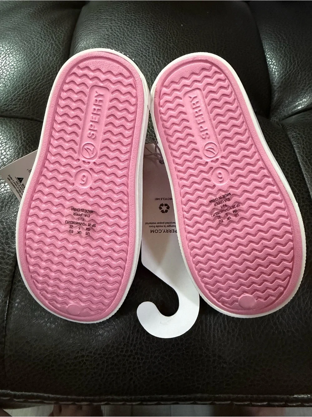 NWT Sperry Kids Sparkle Pink Slip-On Water Shoes - Size 6